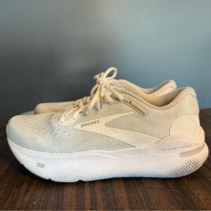 Women’s Brooks Ghost Max